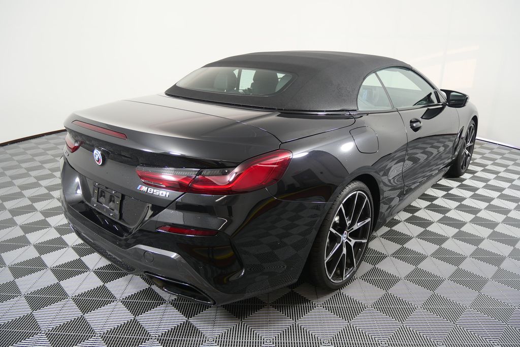 Thumbnail: 2023 BMW 8 Series - 4
