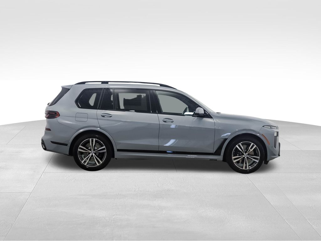 Thumbnail: 2026 BMW X7 - 7