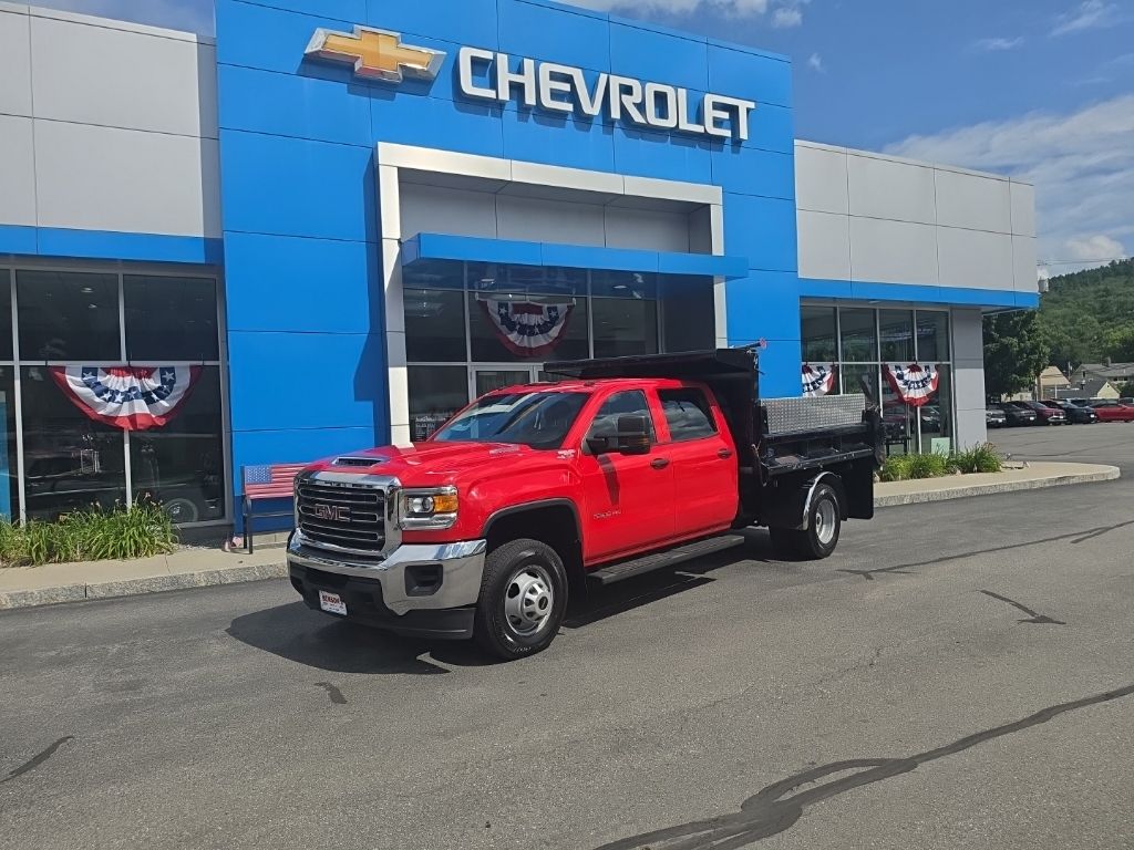 2018 GMC Sierra 3500HD Base Crew Cab LB DRW 4WD