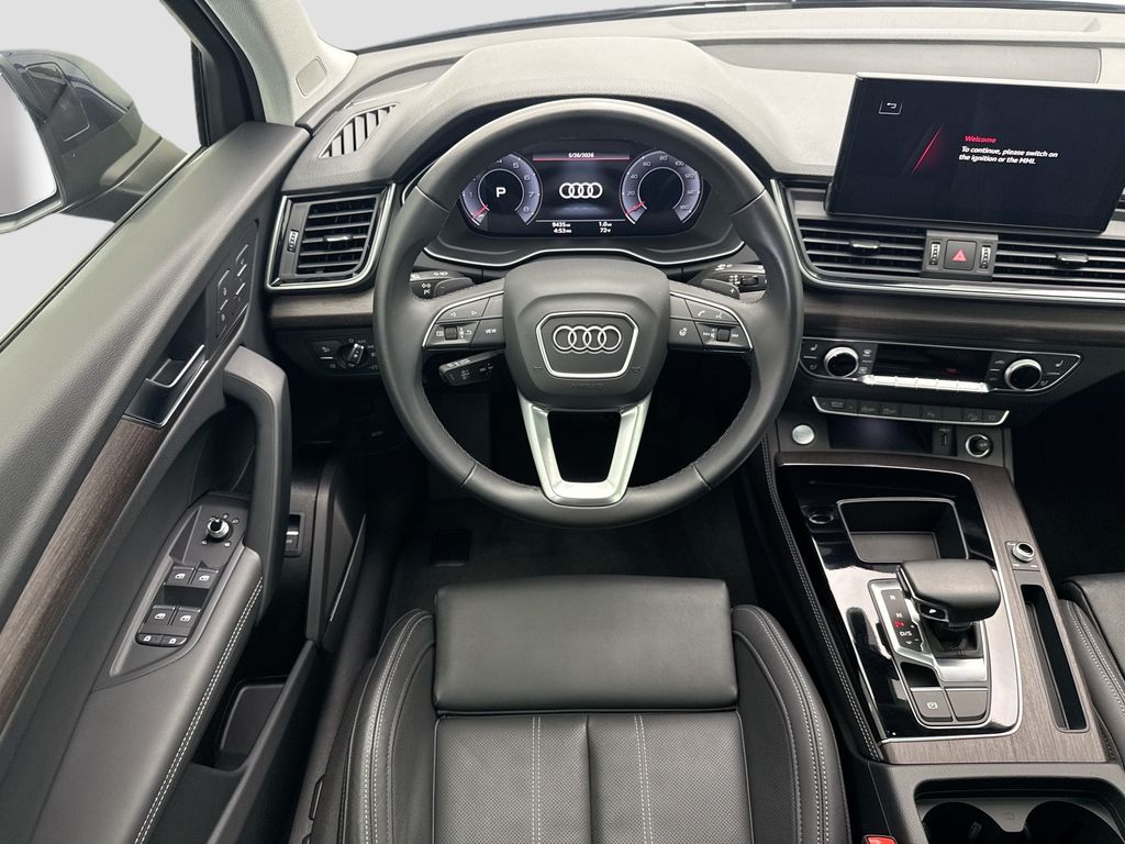 Thumbnail: 2025 Audi Q5 - 10