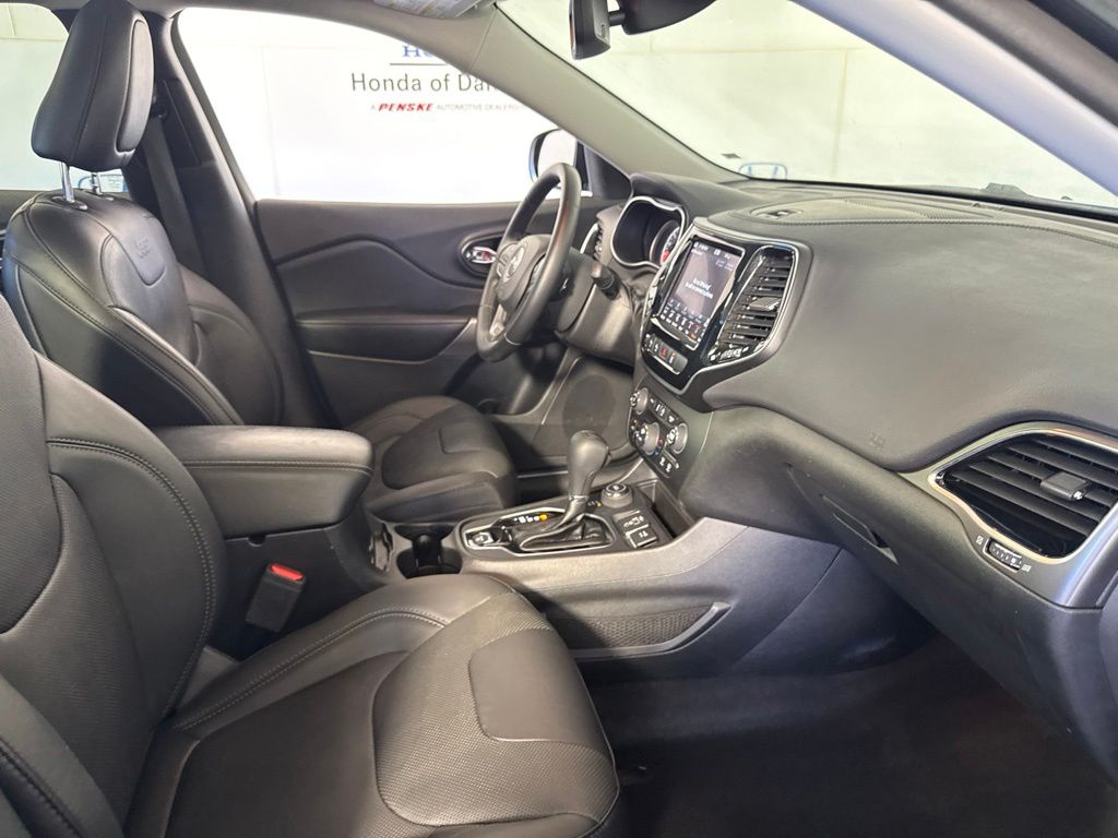 Thumbnail: 2021 Jeep Cherokee - 6