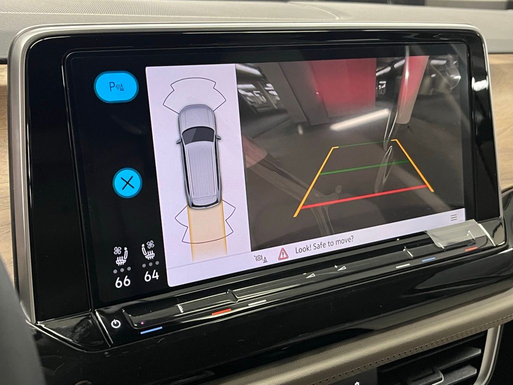 2026 Volkswagen Atlas SE w/Tech - Photo 30