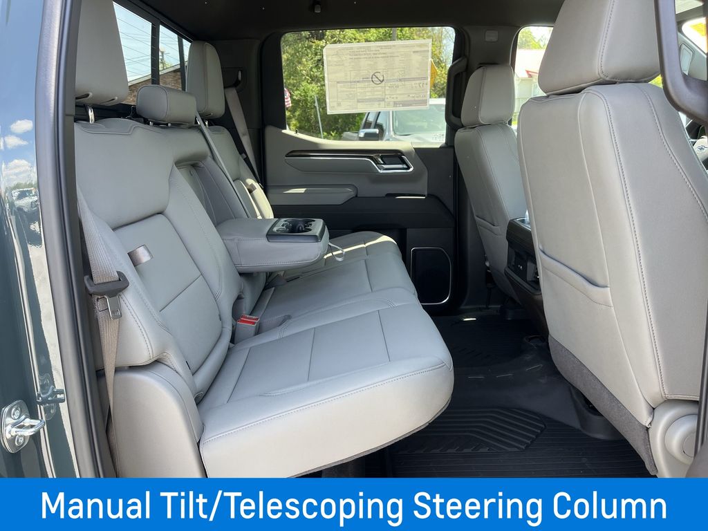 2025 Chevrolet Silverado 1500 LT Trail Boss photo