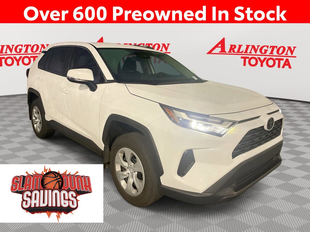 2024 Toyota RAV4 LE