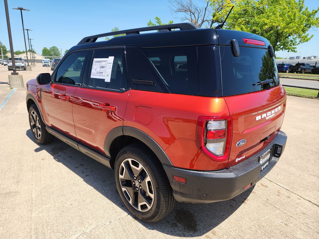2024 Ford Bronco Sport Outer Banks photo