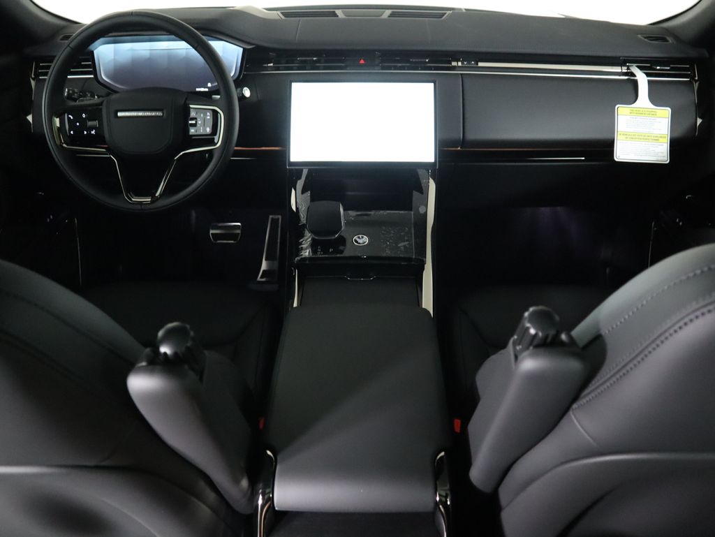 Thumbnail: 2025 Land Rover Range Rover Sport - 14