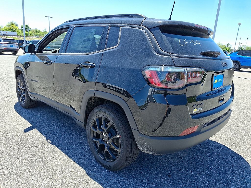 2026 Jeep Compass — photo 3