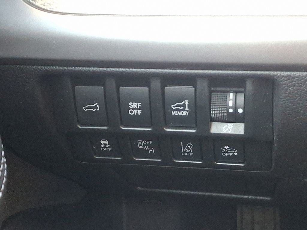 Thumbnail: 2017 Subaru Outback - 23