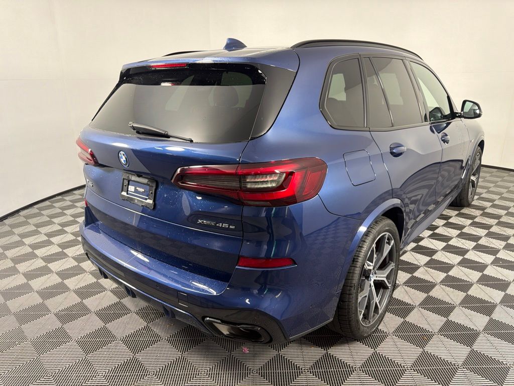 Thumbnail: 2023 BMW X5 - 5
