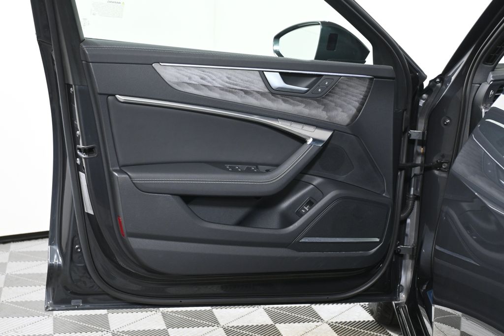 Thumbnail: 2025 Audi A6 - 29