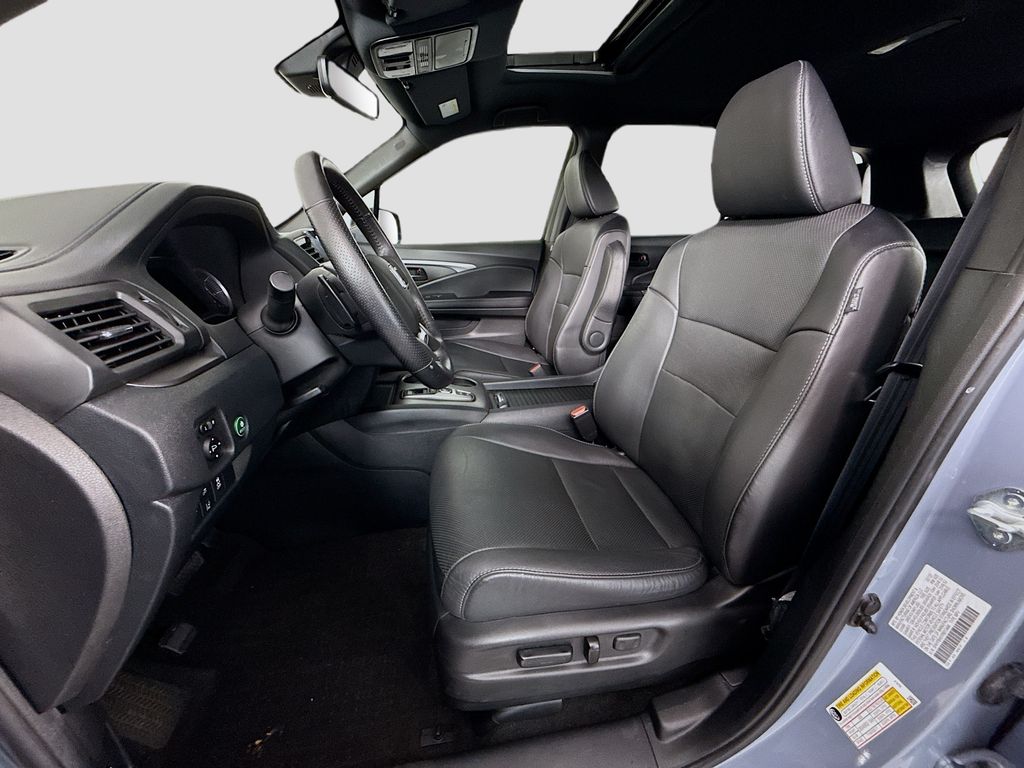 Thumbnail: 2023 Honda Passport - 19