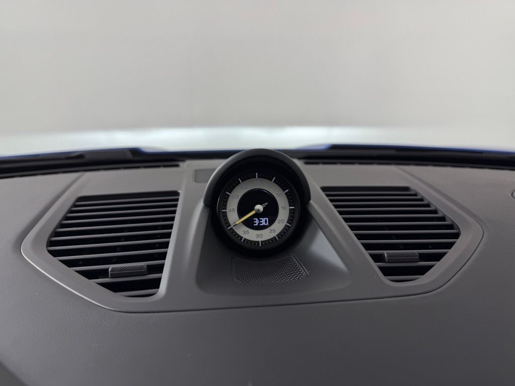 Thumbnail: 2026 Porsche 911 - 28