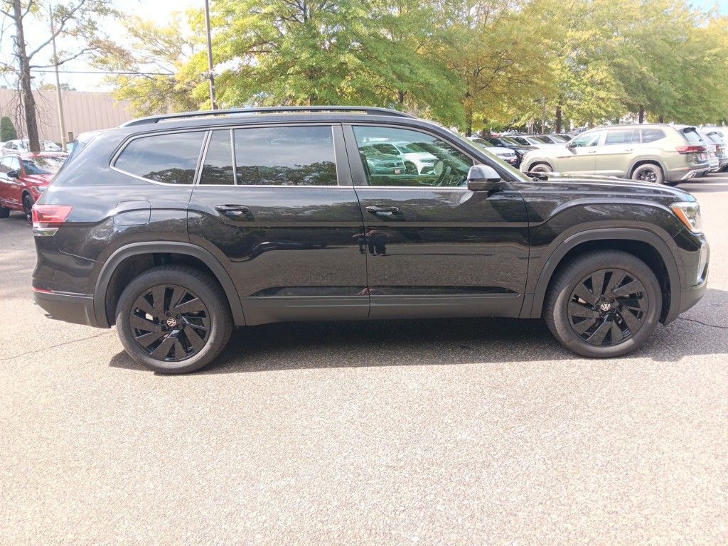 2025 Volkswagen Atlas 2.0T SE w/Technology 6