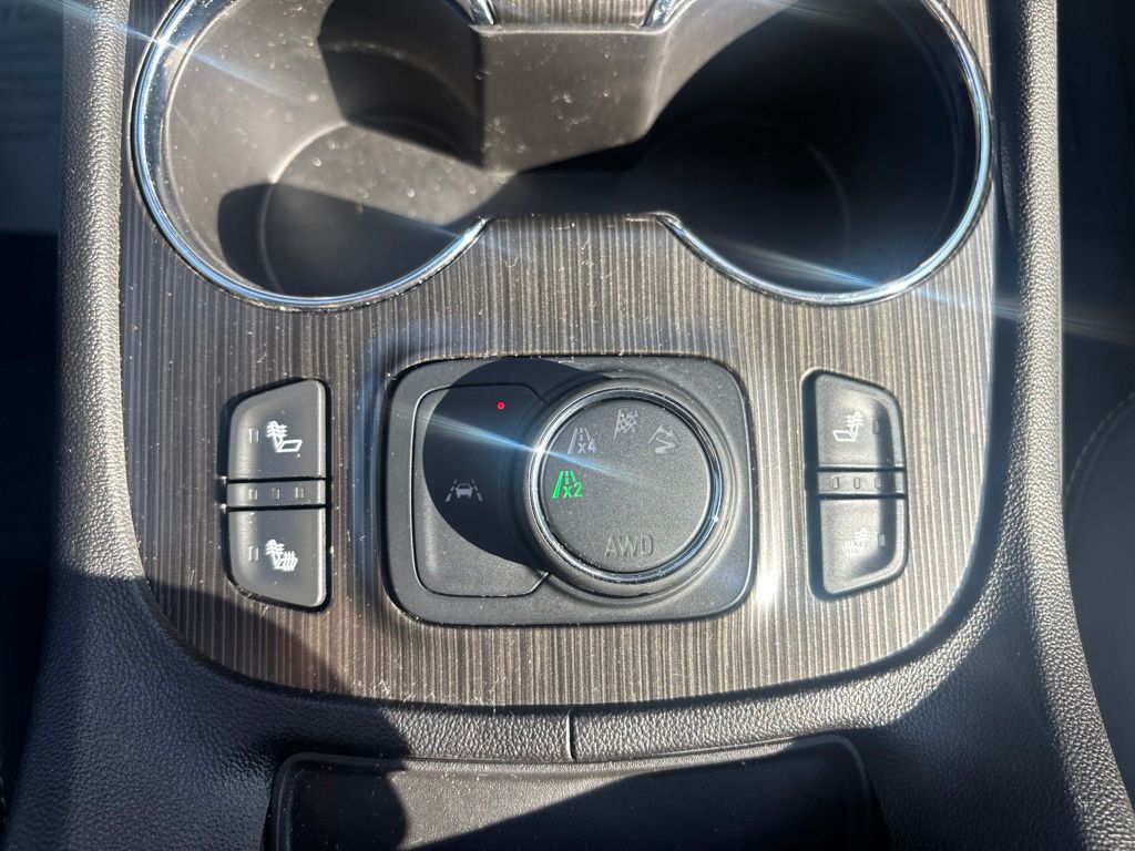 Used 2023 GMC Acadia SUV