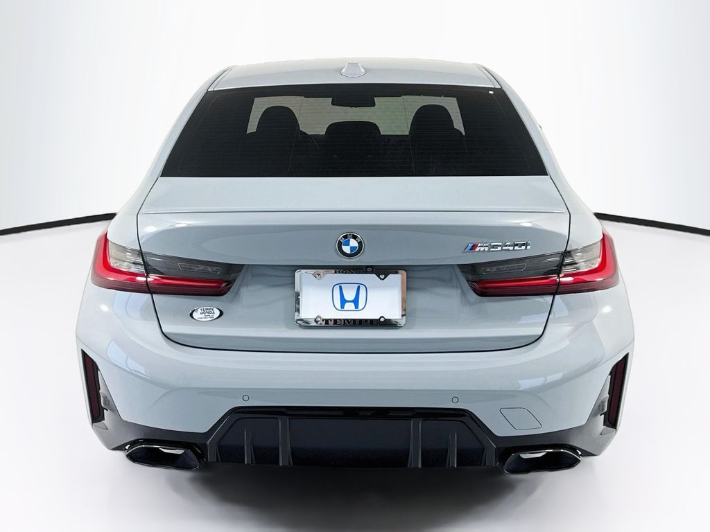 Thumbnail: 2023 BMW 3 Series - 6