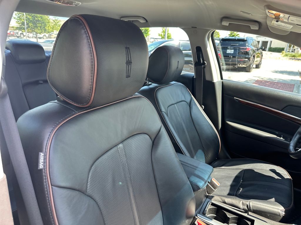 Used Car 2011 Lincoln Mkz  Base For Sale Under $12,000 In Austin, Texas