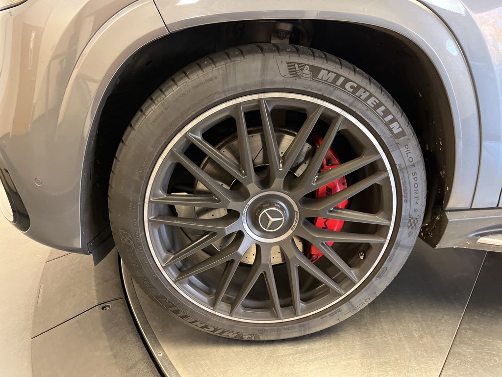 Thumbnail: 2021 Mercedes-Benz GLS - 10