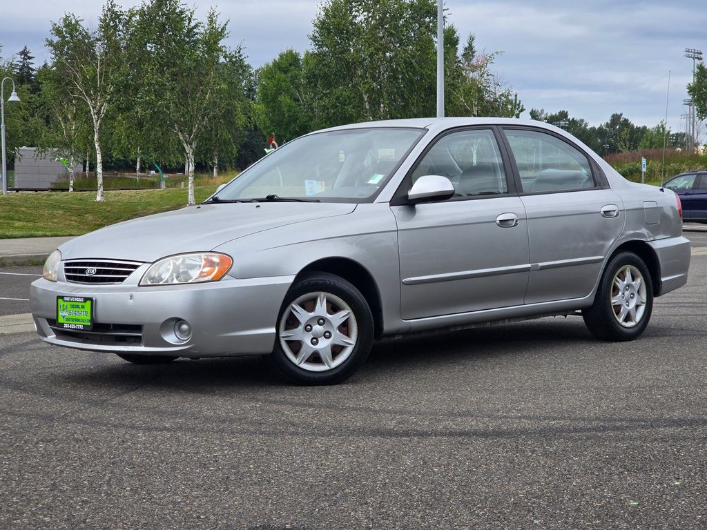 Silver 2003 Kia Spectra Sedan Front-Wheel Drive 4-Speed Automatic Overdrive