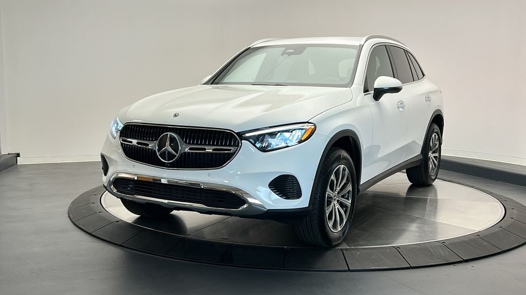 2024 Mercedes-Benz GLC 300 3