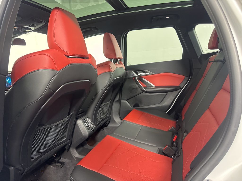 Thumbnail: 2023 BMW X1 - 10