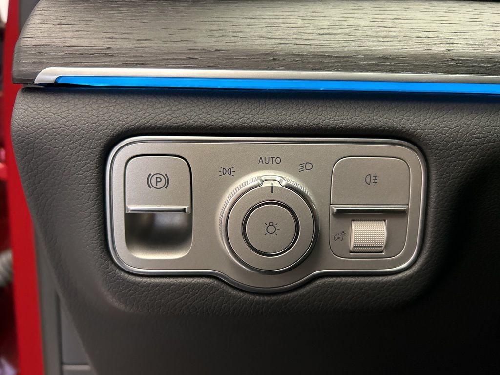 Thumbnail: 2025 Mercedes-Benz GLE - 22