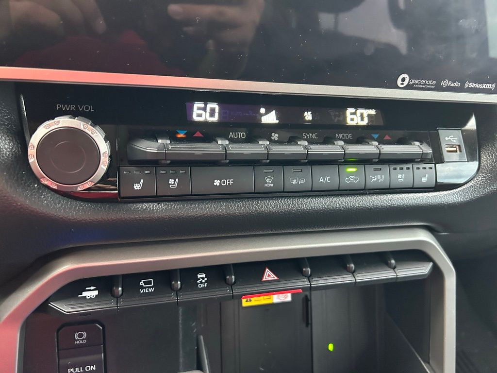 Thumbnail: 2024 Toyota Tundra - 26