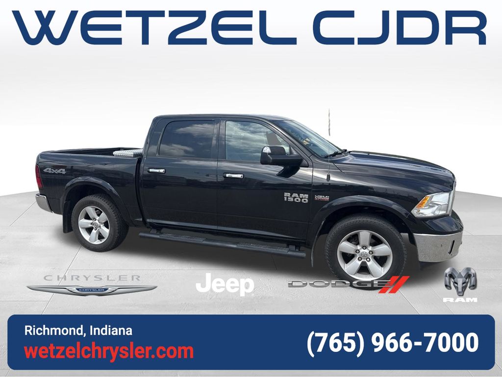 Brilliant Black Crystal Pearlcoat 2018 RAM 1500 Pickup Truck Four-Wheel Drive 8-Speed Automatic