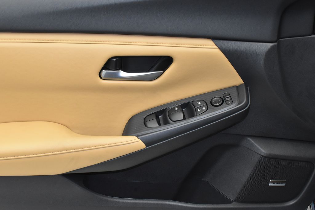Thumbnail: 2025 Nissan Sentra - 10