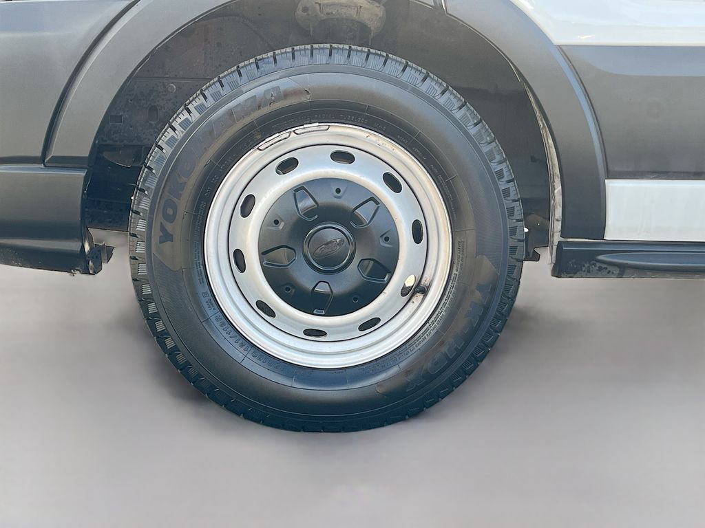 Used 2020 White Ford Base image 29