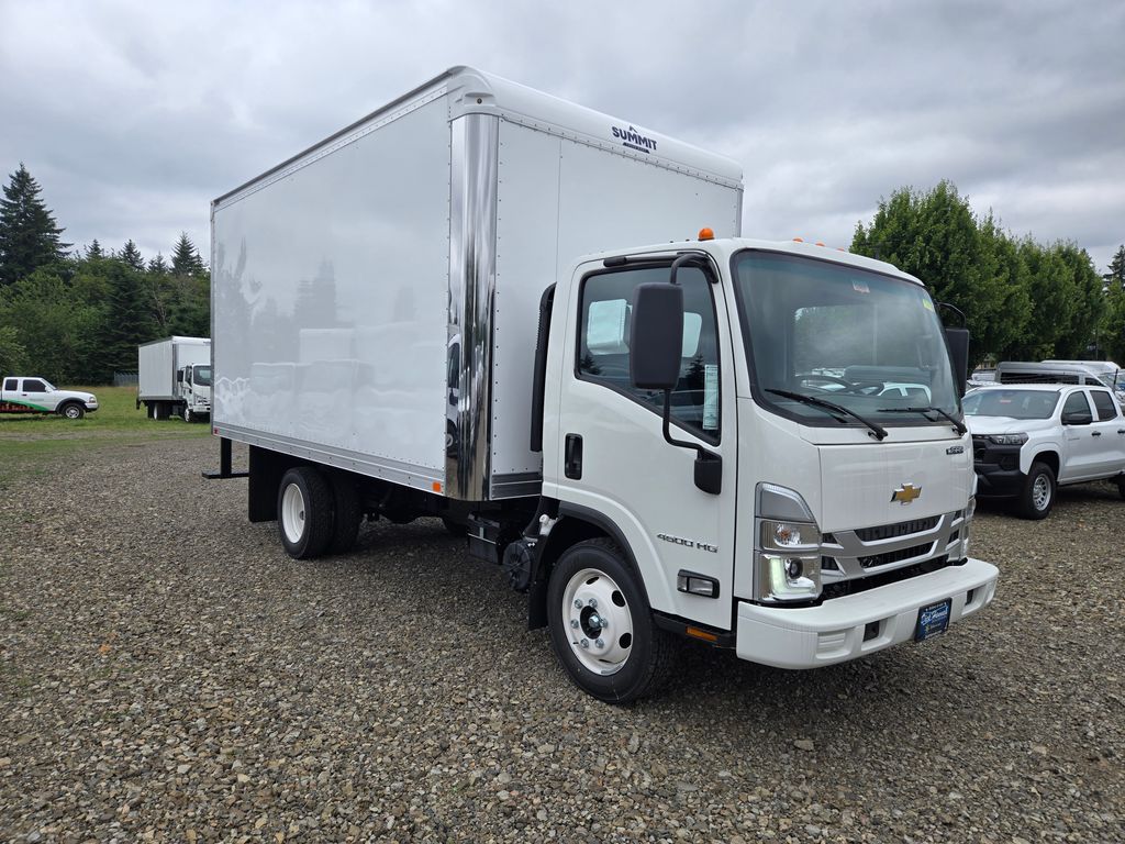 2024 Chevrolet Silverado 4500HD photo 3