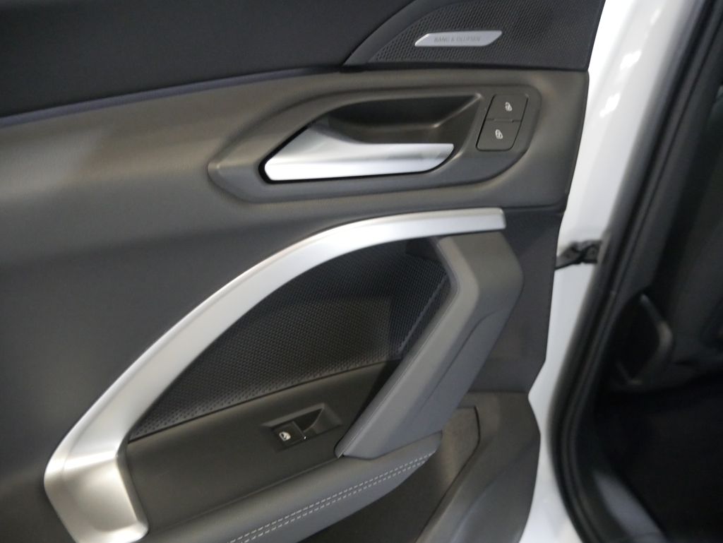 Thumbnail: 2026 Audi Q5 - 21