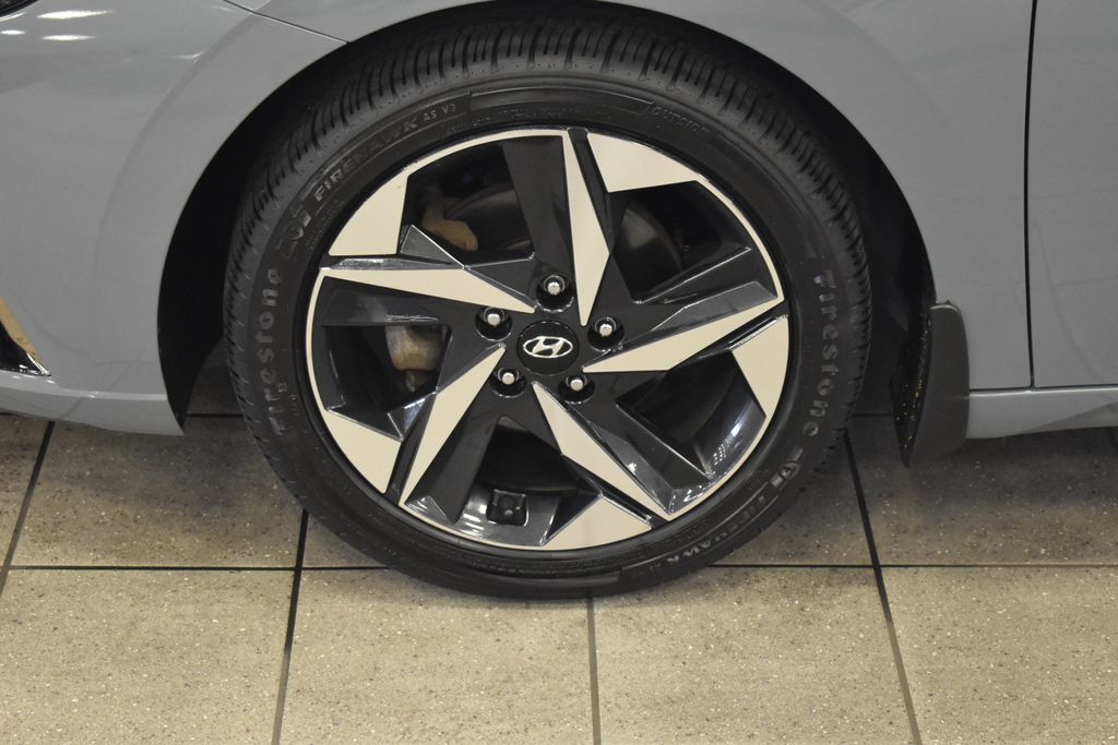 2022 Hyundai Elantra SEL 13