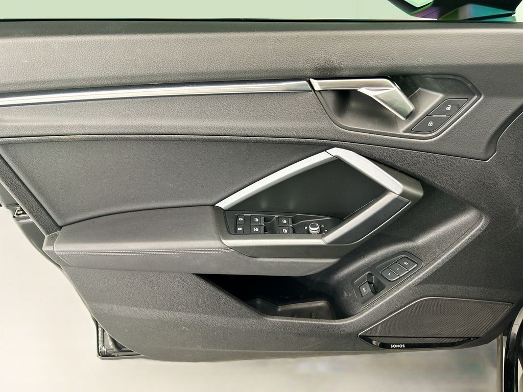 Thumbnail: 2023 Audi Q3 - 23