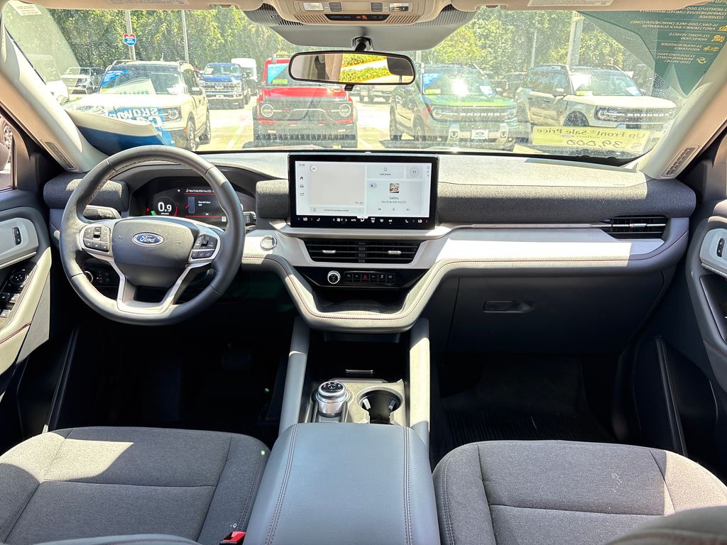 Certified Used 2025 Gray Ford Active image 14