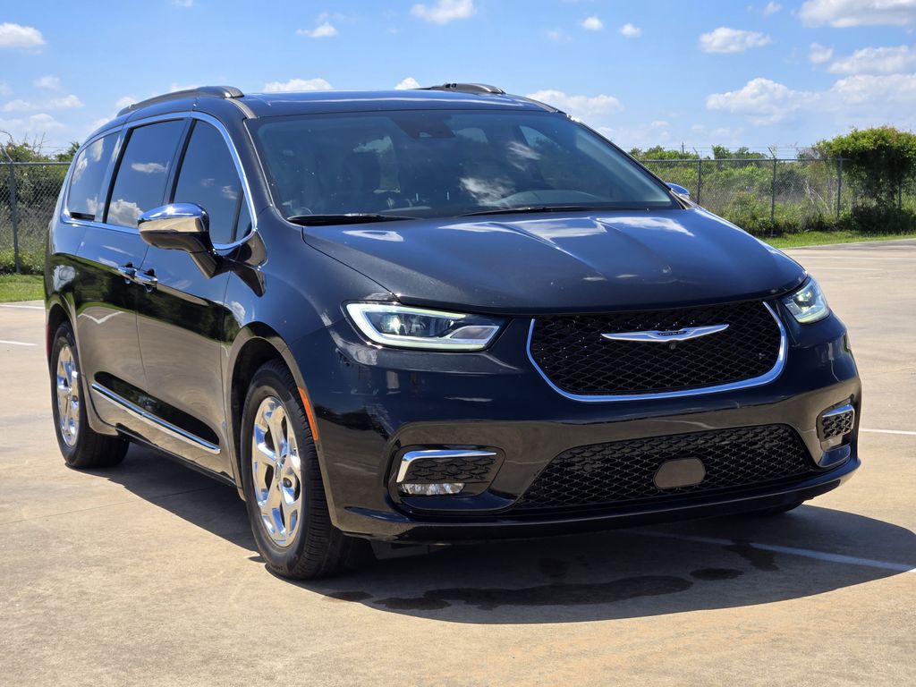2022 Chrysler Pacifica Limited Black at Durrett Motor Company