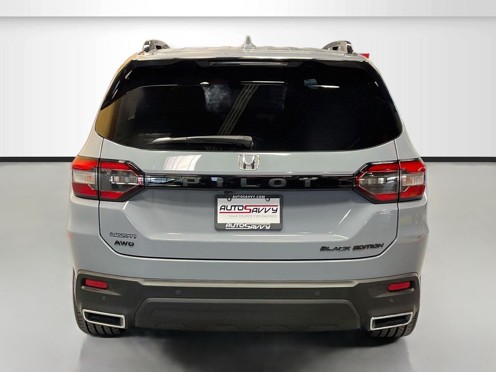 Used 2025 Gray Honda Black Edition image 6