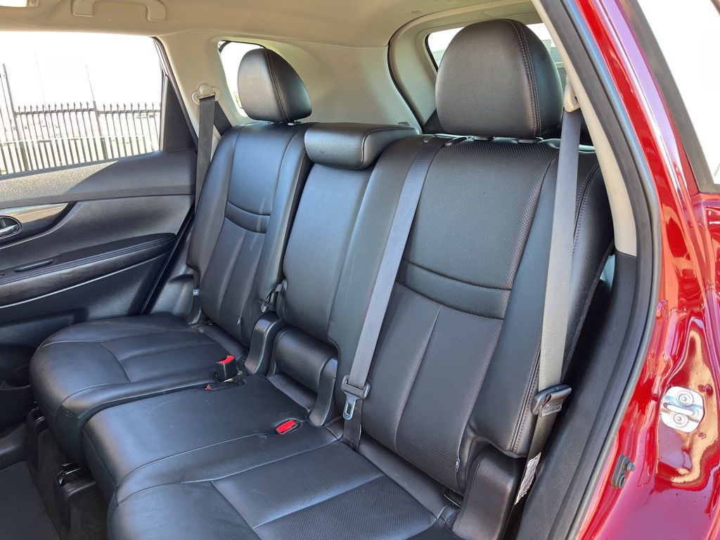 Thumbnail: 2019 Nissan Rogue - 27