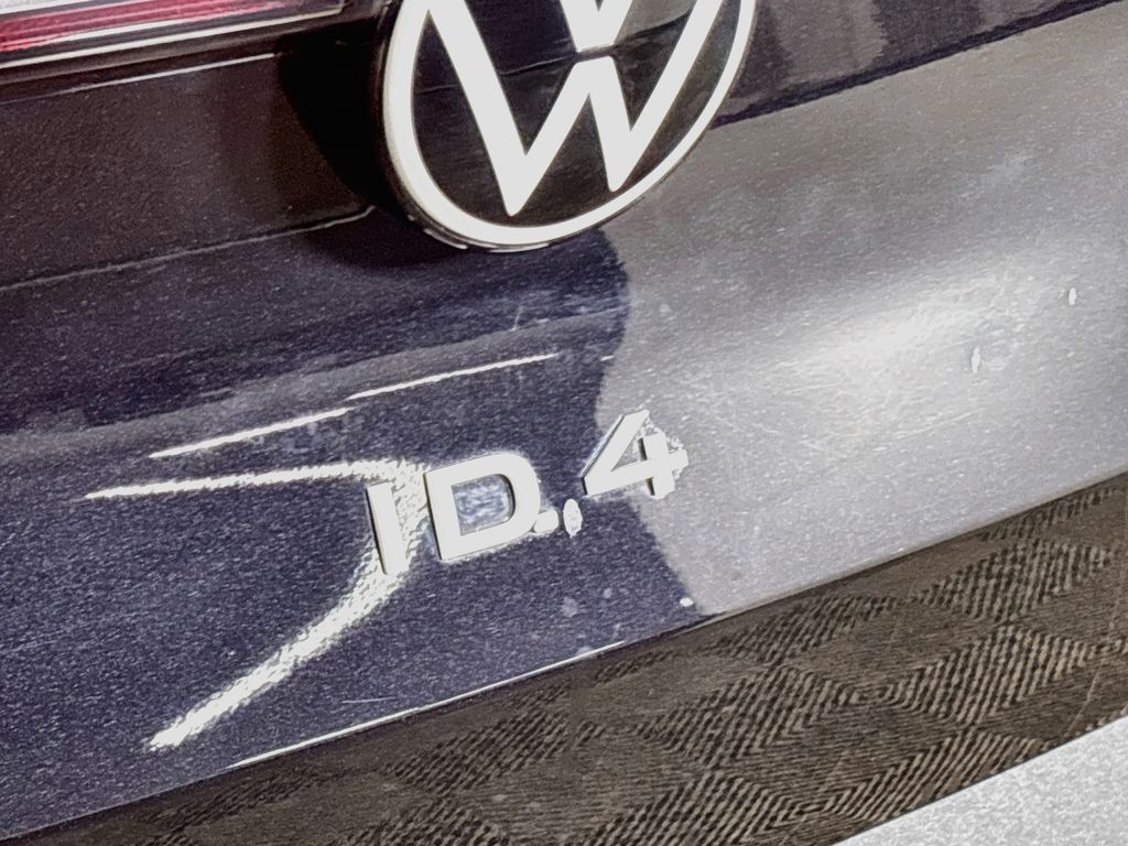 2025 Volkswagen ID.4 Pro