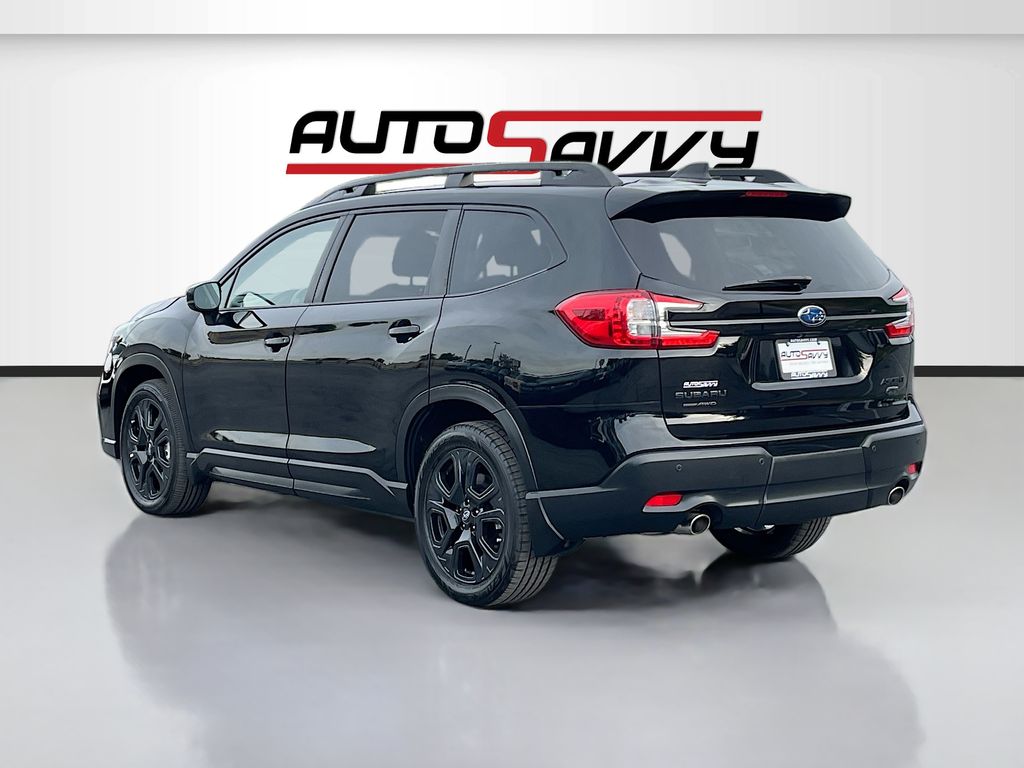 Used 2024 Crystal Black Silica Subaru Onyx Edition image 5