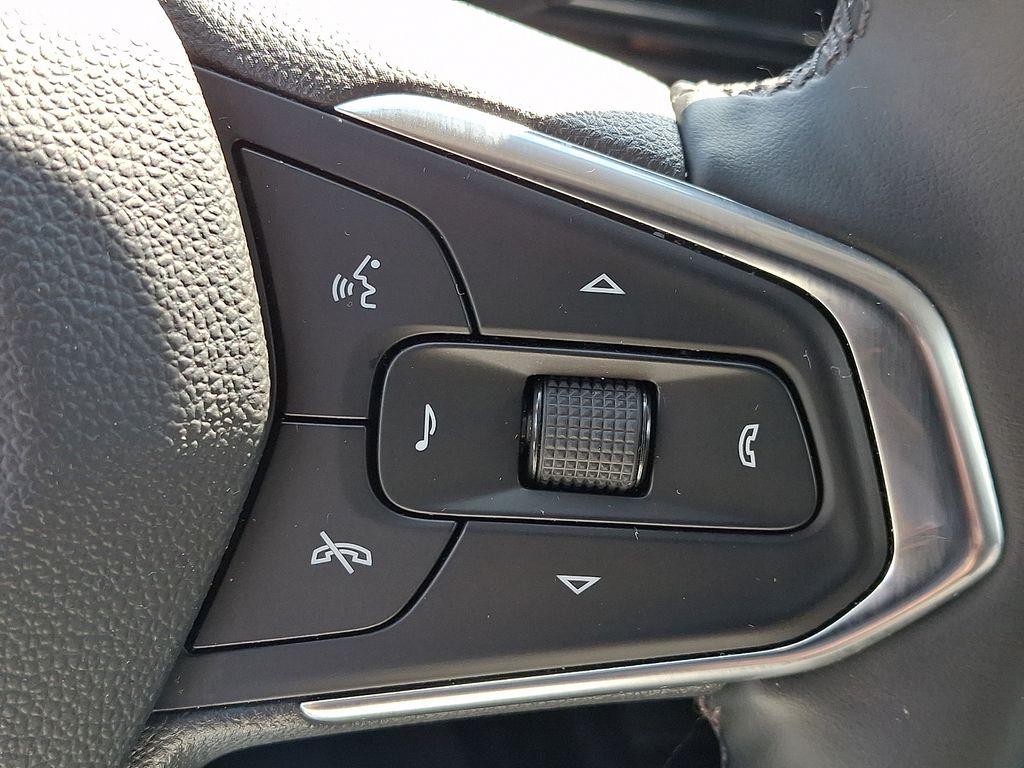 2025 Chevrolet Trax LT Gray at South Hills Kia
