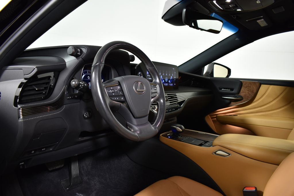 Thumbnail: 2022 Lexus LS - 15