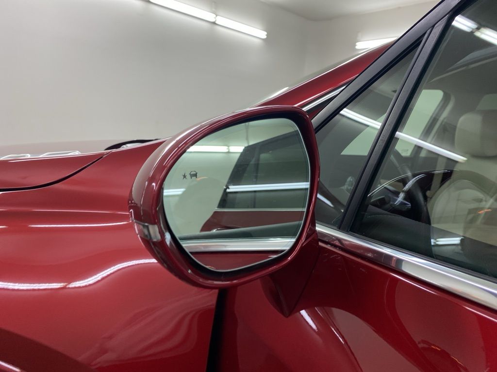 2020 Buick Envision Essence photo