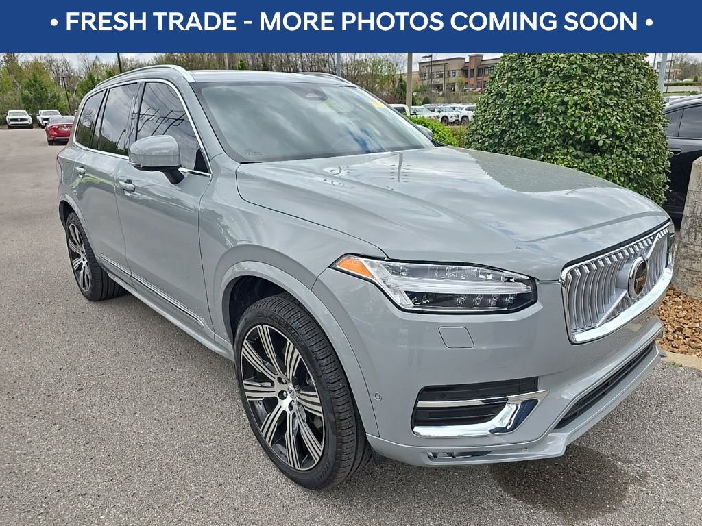 Gray Metallic 2025 Volvo XC90 B6 Plus Bright Theme 7-Passenger AWD SUV / Crossover All-Wheel Drive Automatic