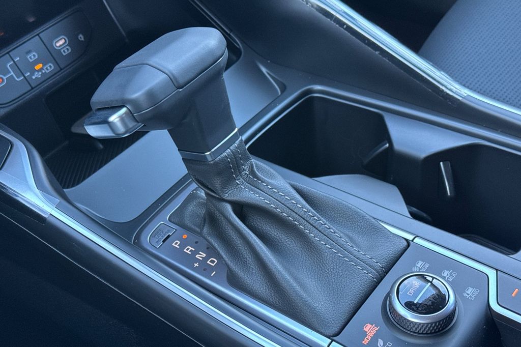 new 2026 Kia Sorento car, priced at $39,265