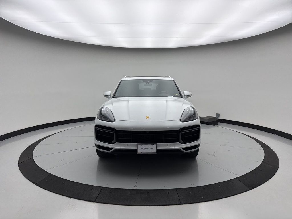 Thumbnail: 2019 Porsche Cayenne - 2