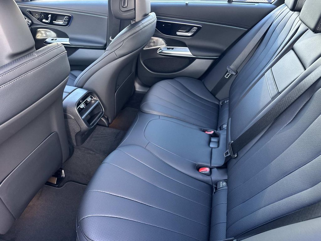 Thumbnail: 2026 Mercedes-Benz E-Class - 21