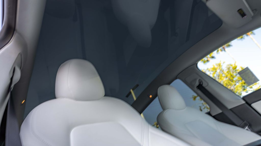 Used 2022 Tesla Model Y Performance 4D Sport Utility