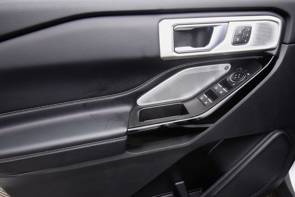 used 2022 Ford Explorer car, priced at $35,200