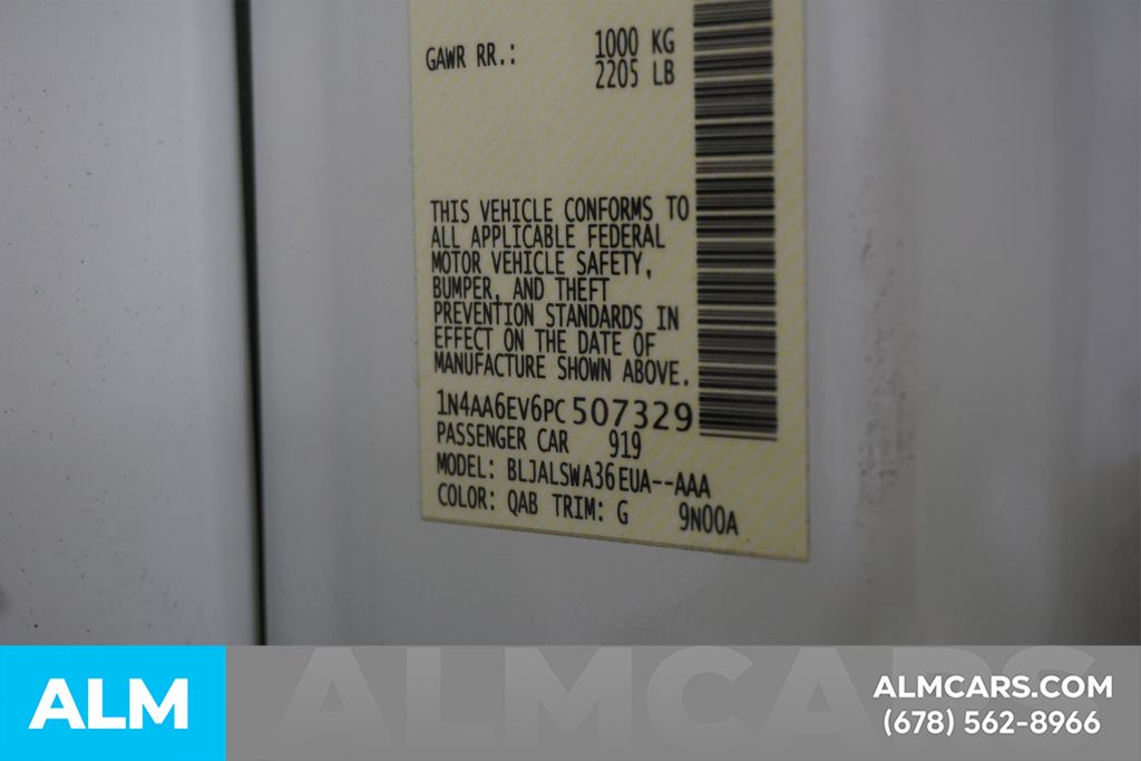 Used 2023 White Nissan SR image 60