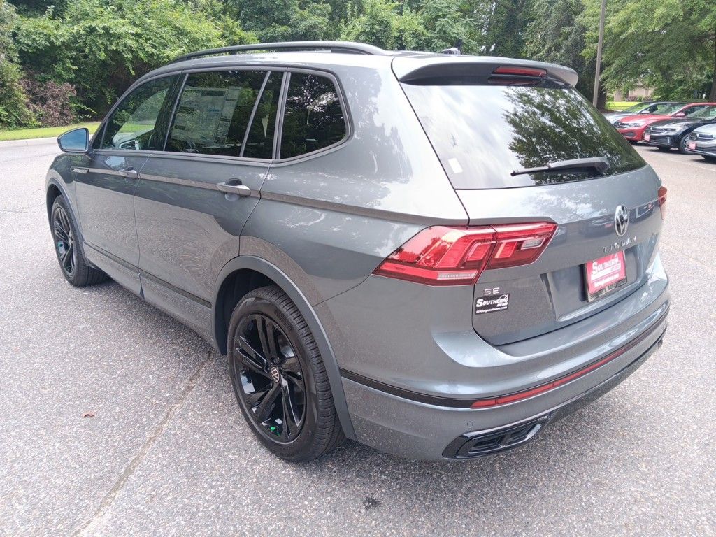 2024 Volkswagen Tiguan 2.0T SE R-Line Black 3